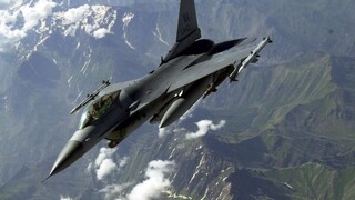 lietadlo F-16 (TASR)